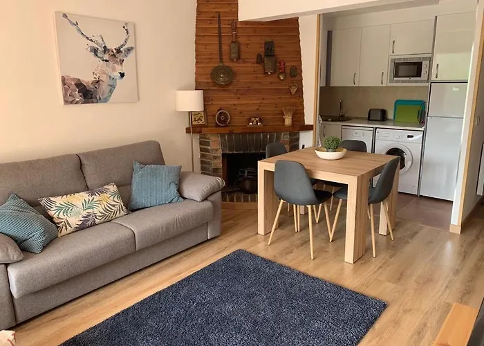 Soleado En Panticosa, A 50 M. Del Telesilla *